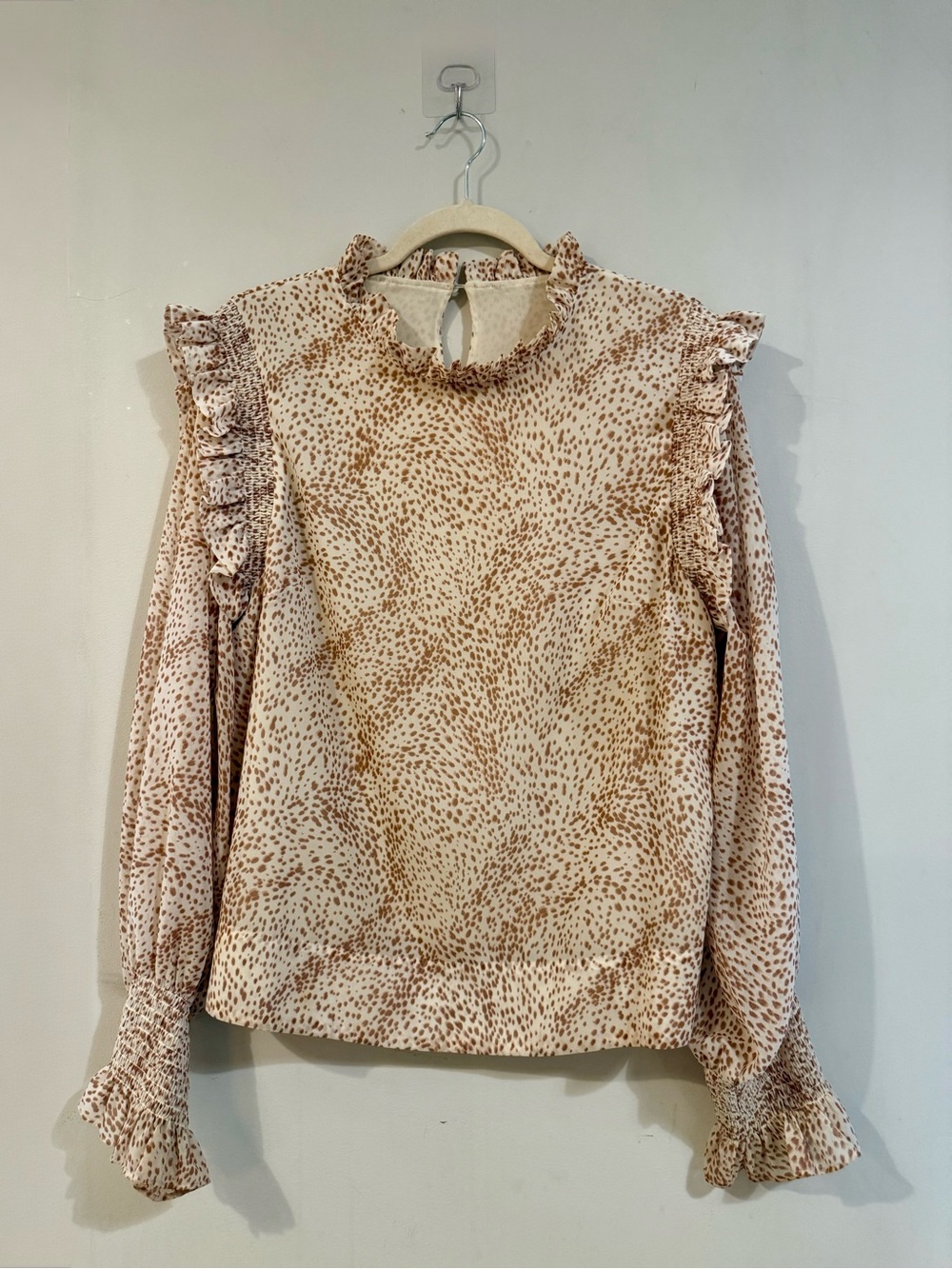 Joe's Jeans Animal Print Ruffle Mock Blouse Smocked Sleeve Top, Size XL